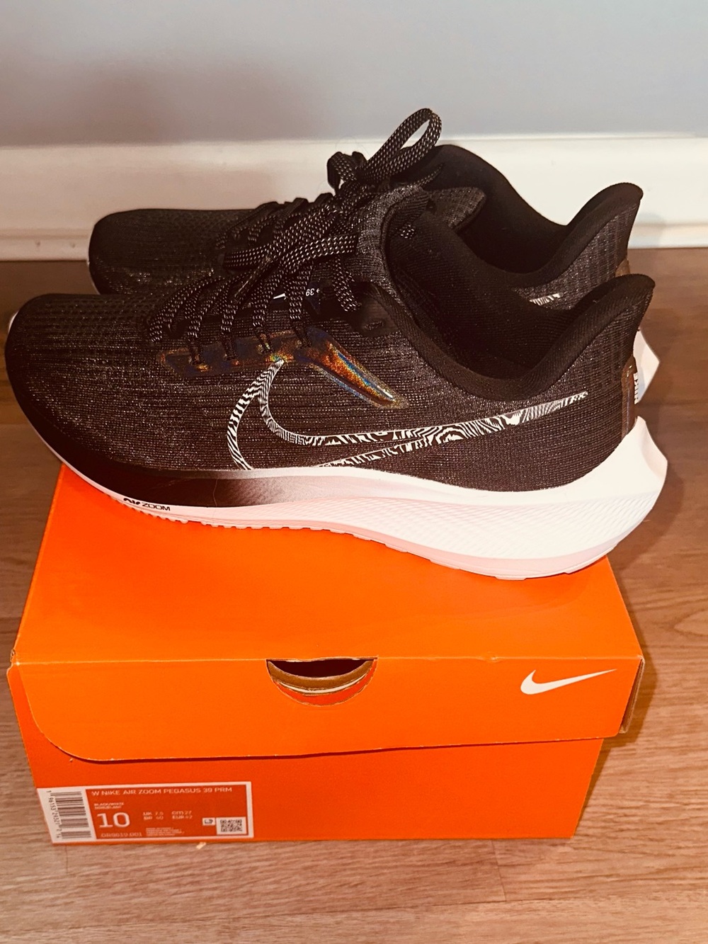 Nike Pegasus 39 PRM Black, sliver and White Women's Running shoes
